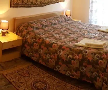 Residenza Adalgisa - A Due Passi Da Finalborgo