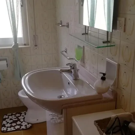 Residenza Adalgisa - A Due Passi Da Finalborgo