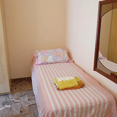Residenza Adalgisa - A Due Passi Da Finalborgo Lägenhet *